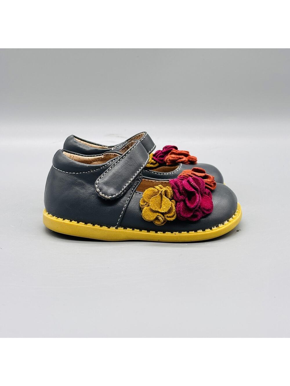 Livie & Luca Shoes Girls 4 Gray Leather Mary Jane Floral Hook & Loop Flats Dress